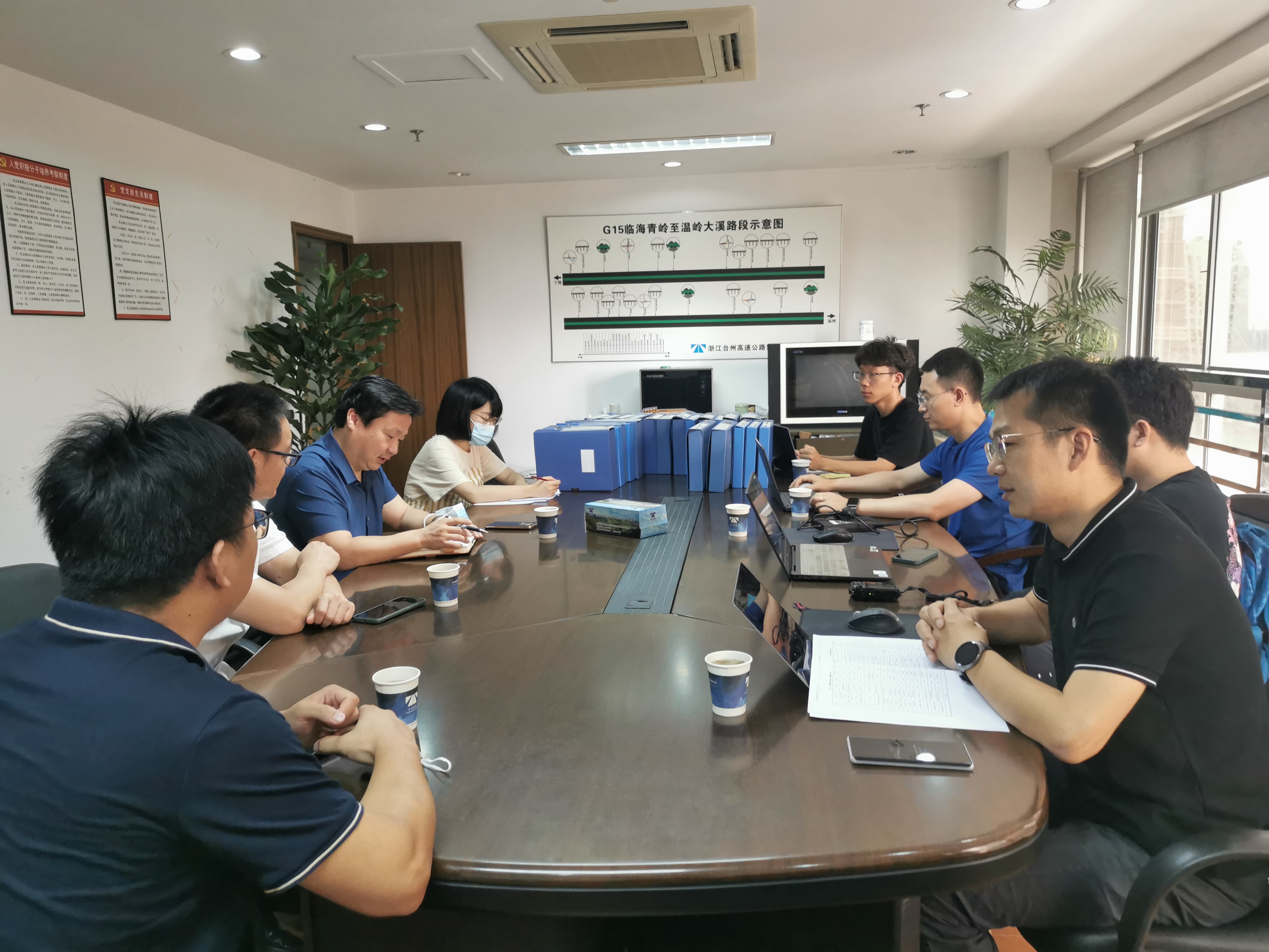 1632293487127300.jpg 20210917圖為檢查集團內(nèi)業(yè)資料王劍攝.JPG