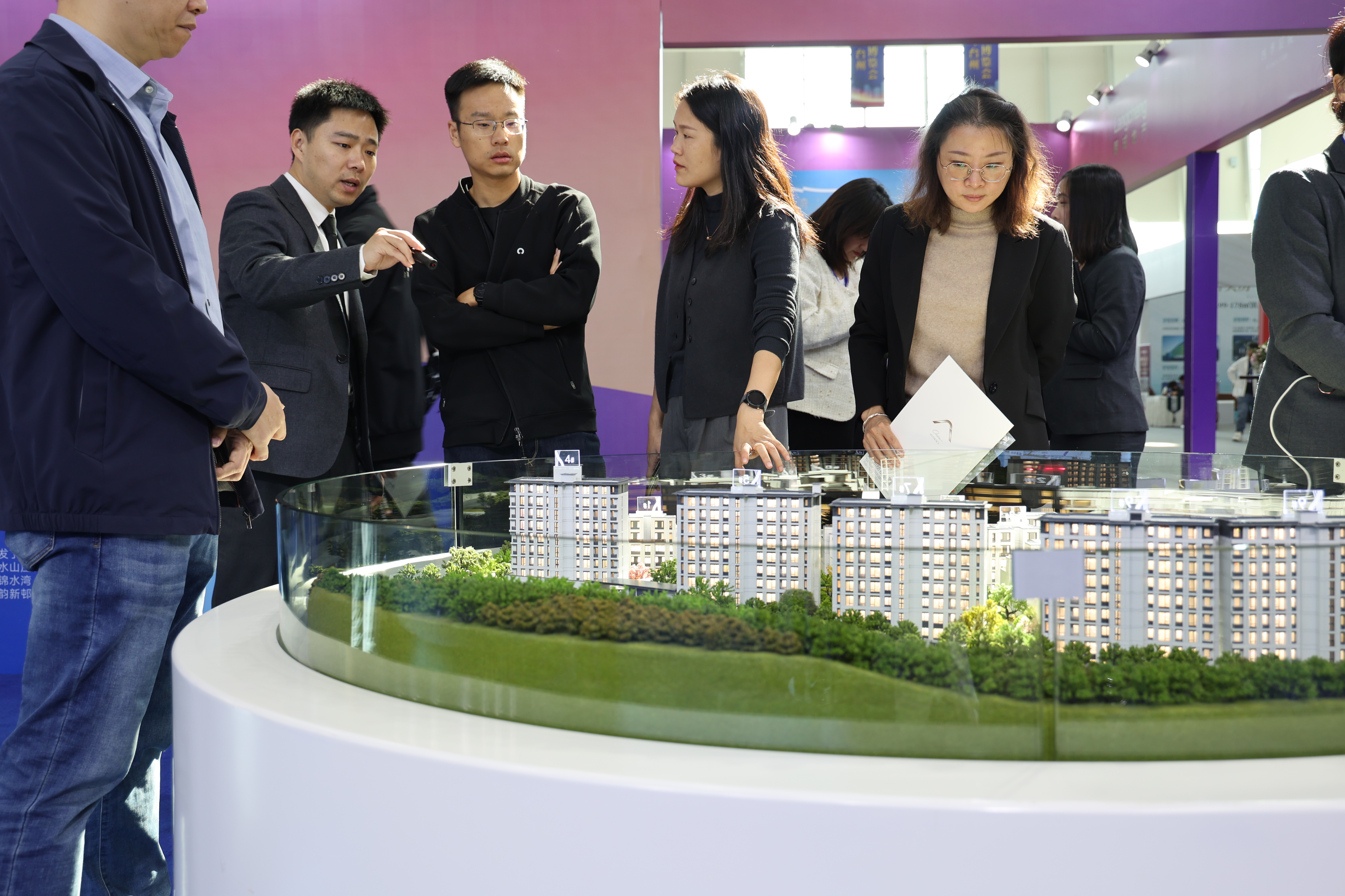 1731056617223556.jpg 4F6A5533.JPG